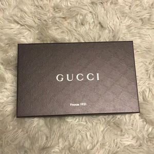 Gucci box